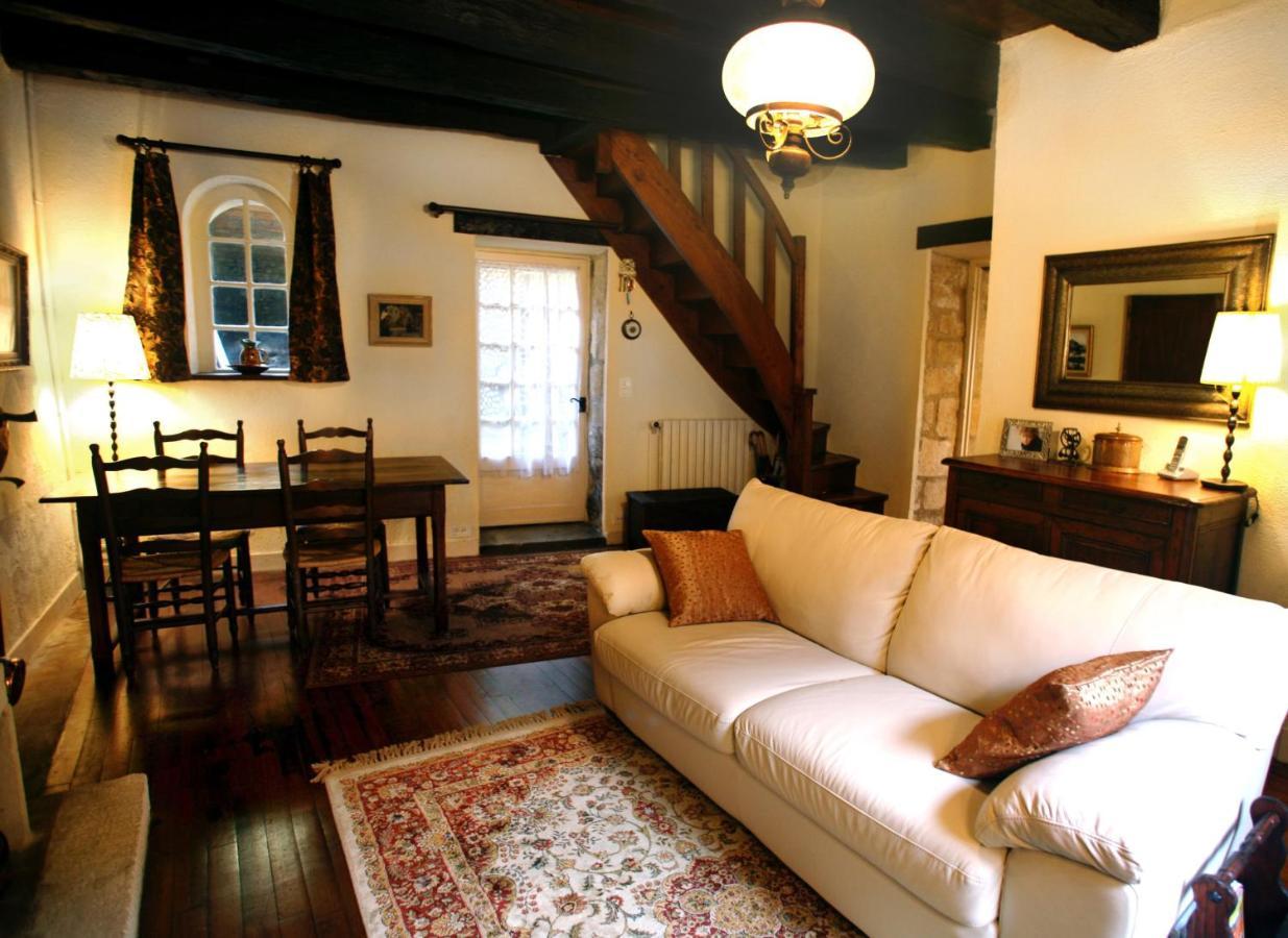 La Petite Maison Beynac-et-Cazenac Extérieur photo