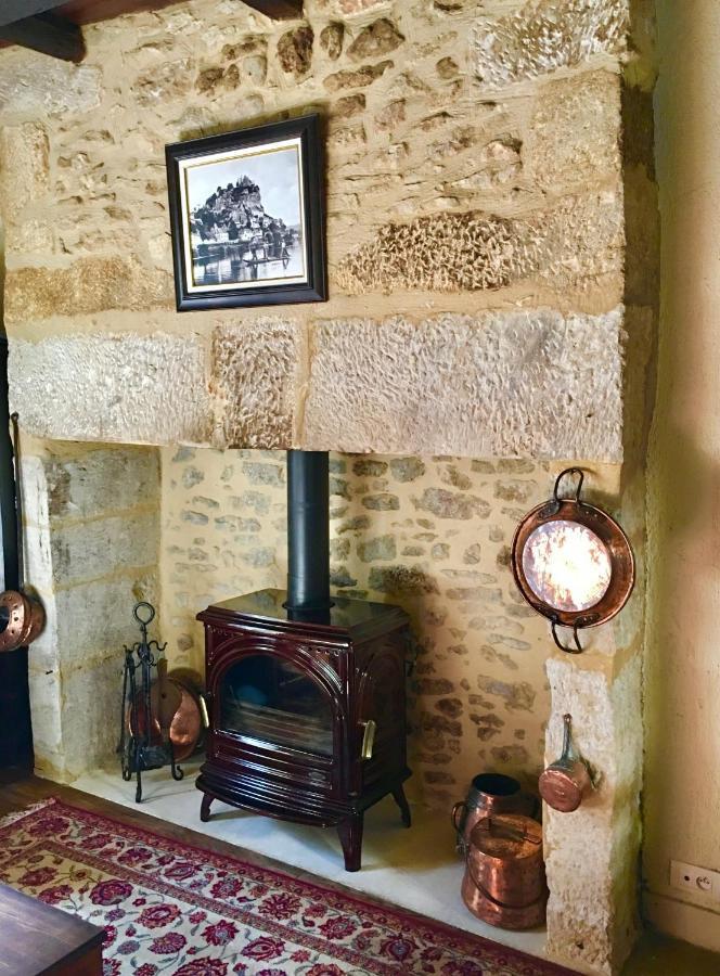 La Petite Maison Beynac-et-Cazenac Extérieur photo
